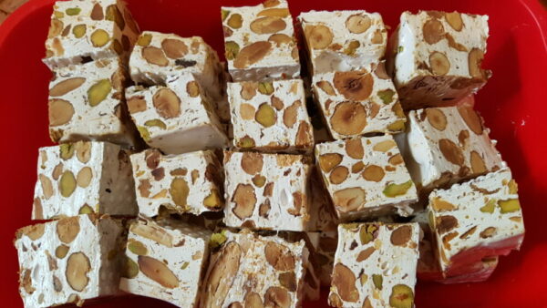 NOUGAT AMANDES, NOISETTES, PISTACHES